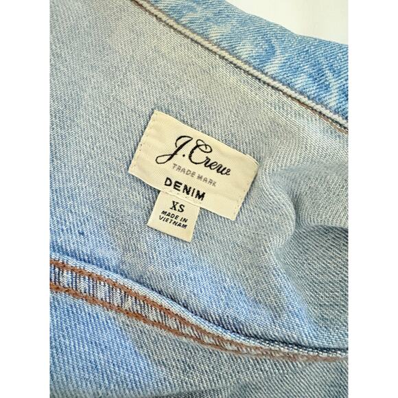 J.Crew Women's Denim Jacket Size XS Classic Button Front Jean Jacket - Picture 4 of 7